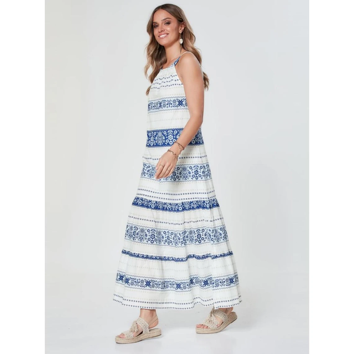 Robe à Décolleté Halter Avec Imprimé à Frises | 3 SUISSES 5 Robe à Décolleté Halter Avec Imprimé à Frises | 3 SUISSES – Image 3