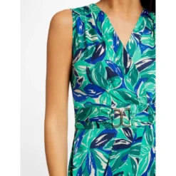 MORGAN Robe Ajustée à Ornement Imprimé Végétal | 3 SUISSES 11 MORGAN Robe Ajustée à Ornement Imprimé Végétal | 3 SUISSES -Promos Robe Mirage Magasin robe ajustee a ornement imprime vegetal vert 3516932 7019498 98 1140x1140