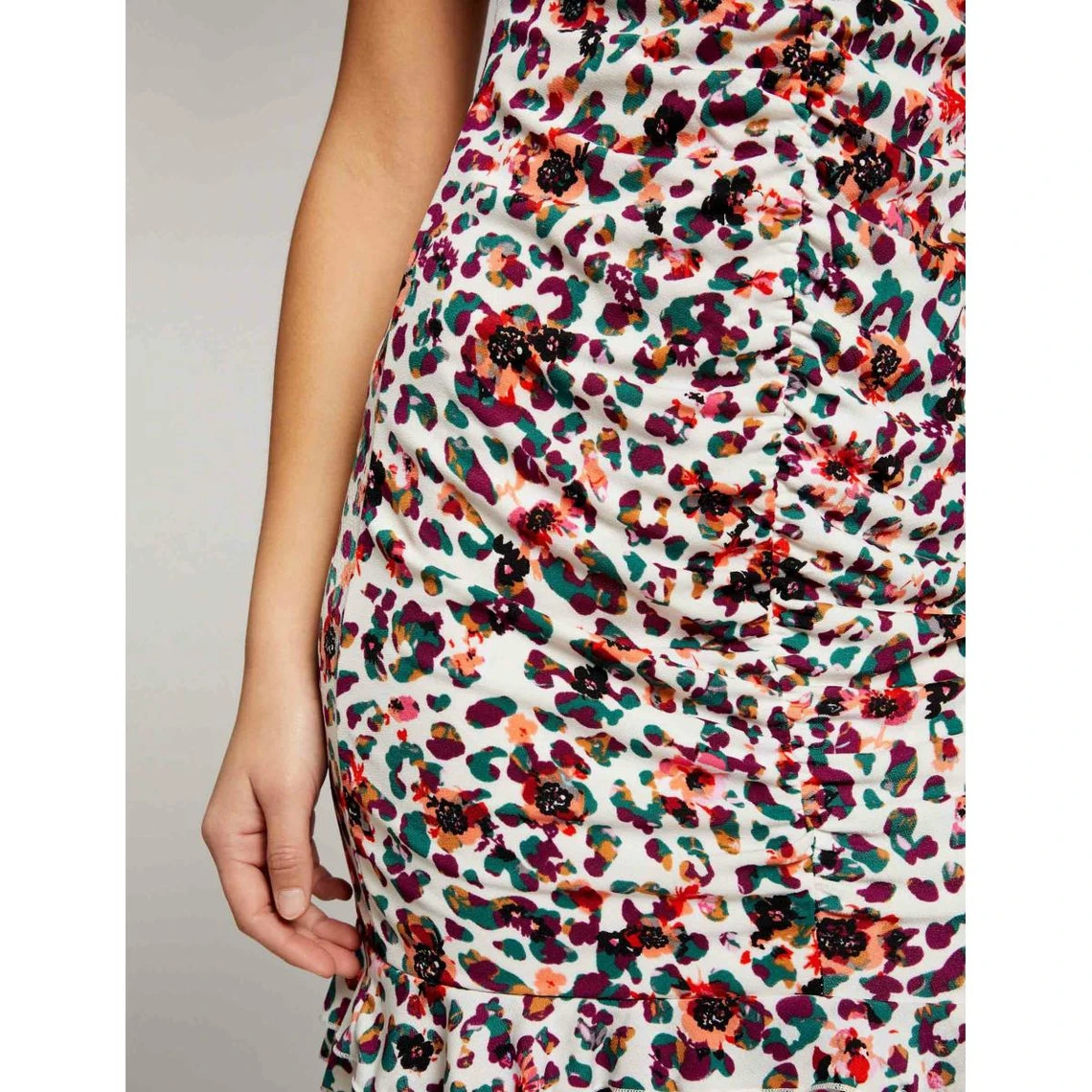 MORGAN Robe Ajustée Froncée Imprimé Floral | 3 SUISSES 6 MORGAN Robe Ajustée Froncée Imprimé Floral | 3 SUISSES – Image 4