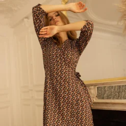 Robe Courte Portefeuille Imprimée Graphique Jeanne | 3 SUISSES -Promos Robe Mirage Magasin robe courte portefeuille imprimee graphique jeanne 1184067 3 1140x1140