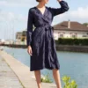 LA PETITE ETOILE Robe Mi-longue Bleue DANA | 3 SUISSES -Promos Robe Mirage Magasin robe dana 3404778 1140x1140