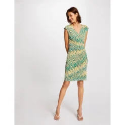 MORGAN Robe Droite Imprimé Chevron | 3 SUISSES -Promos Robe Mirage Magasin robe droite imprime chevron vert 3393238 6377522 22 1140x1140