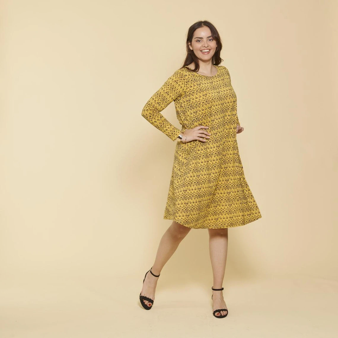 Robe Imprimée évasée Manches Longues Femme - Imprimé Jaune Moutarde | 3 SUISSES 3 Robe Imprimée évasée Manches Longues Femme - Imprimé Jaune Moutarde | 3 SUISSES