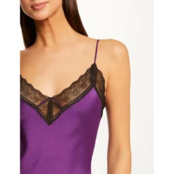 MORGAN Robe Longue Droite Avec Dentelle | 3 SUISSES 11 MORGAN Robe Longue Droite Avec Dentelle | 3 SUISSES -Promos Robe Mirage Magasin robe longue droite avec dentelle violet 3508446 6985878 78 1140x1140