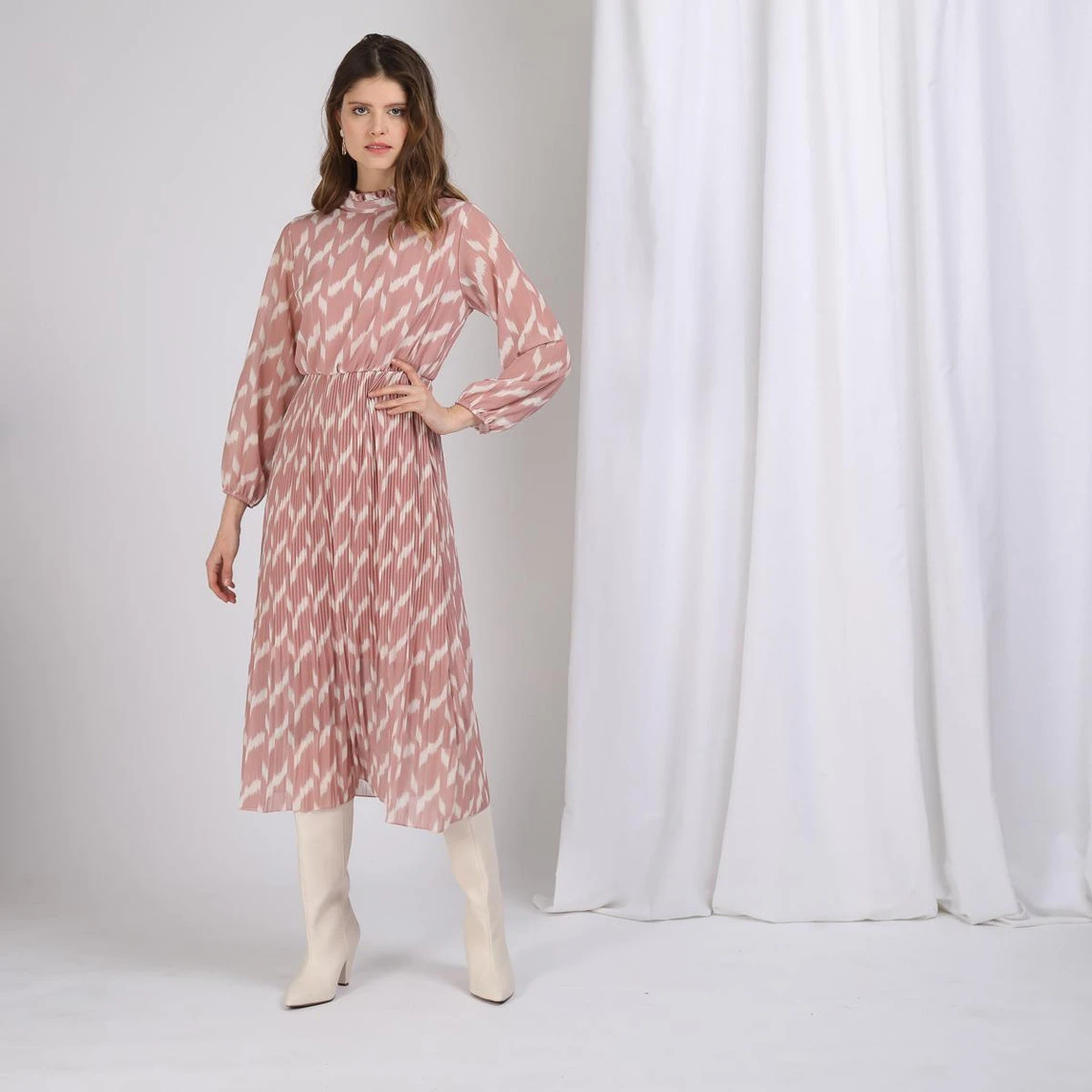 Robe Longue Plissée Clara | Robe Longue 3 SUISSES 4 Robe Longue Plissée Clara | Robe Longue 3 SUISSES – Image 2