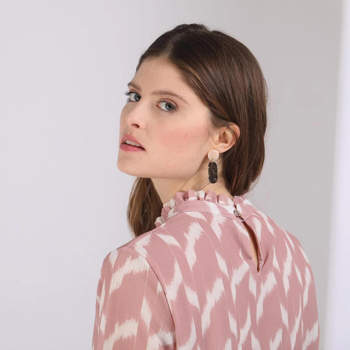 Robe Longue Plissée Clara | Robe Longue 3 SUISSES 6 Robe Longue Plissée Clara | Robe Longue 3 SUISSES – Image 4