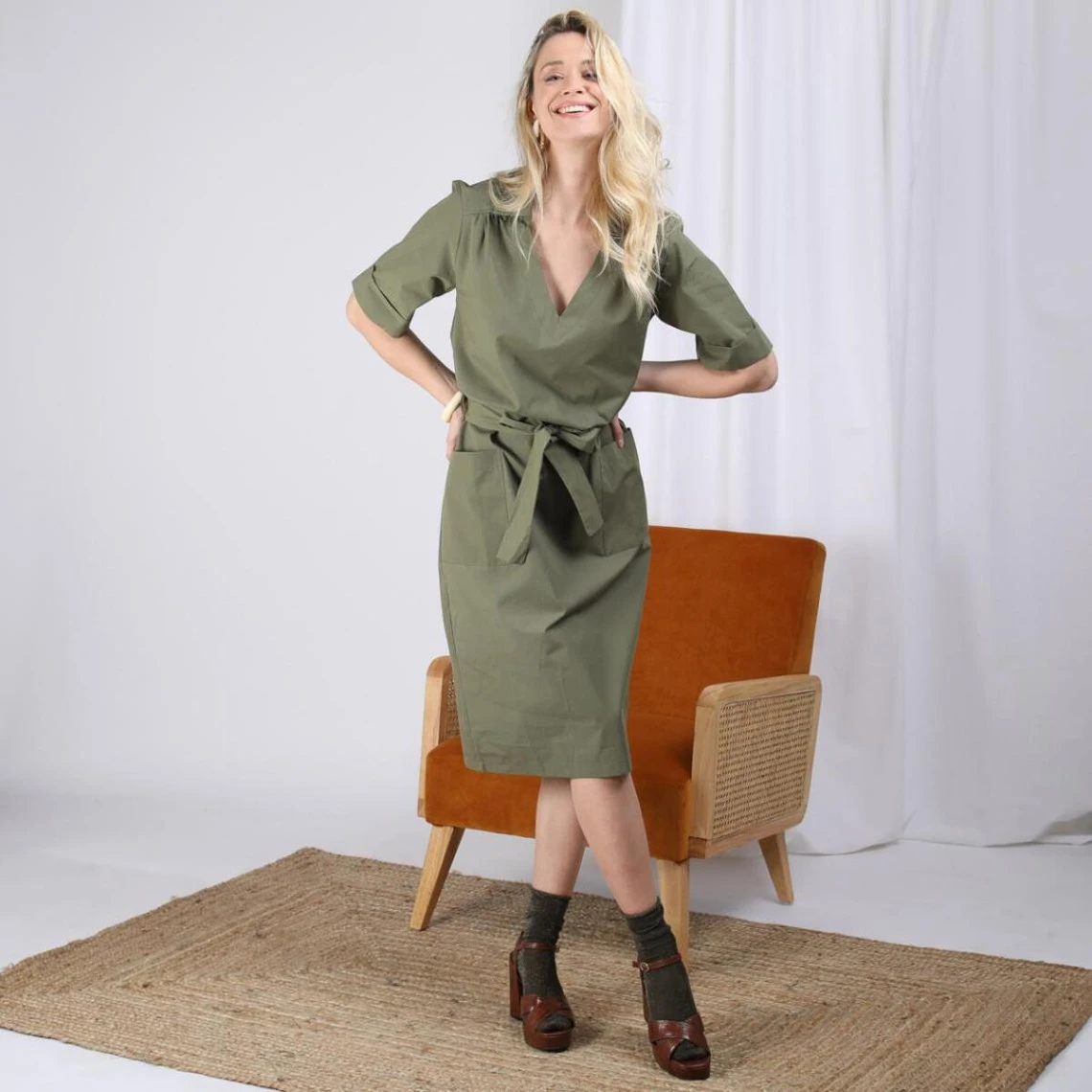 Robe Manches Courtes Ceinturée En Popeline Catherine Réédition | 3 SUISSES 9 Robe Manches Courtes Ceinturée En Popeline Catherine Réédition | 3 SUISSES – Image 7