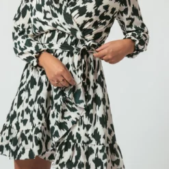 Robe Manches Longues Léopard Léo | Robe Courte 3 SUISSES -Promos Robe Mirage Magasin robe manches longues leopard leo 1237977 3 1140x1140