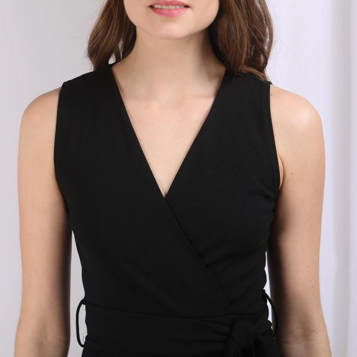 Robe Portefeuille Ceinturée Unie | Robe Courte 3 SUISSES 6 Robe Portefeuille Ceinturée Unie | Robe Courte 3 SUISSES – Image 4