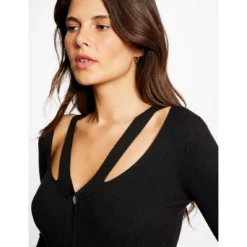 MORGAN Robe Pull Ajustée Avec Boutons | 3 SUISSES -Promos Robe Mirage Magasin robe pull ajustee avec boutons noir 3408492 6476540 40 1140x1140