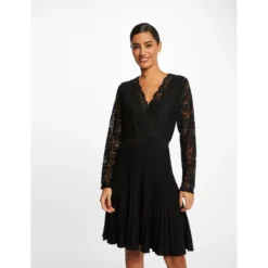 MORGAN Robe Pull Trapèze Avec Dentelle NOIR | 3 SUISSES 9 MORGAN Robe Pull Trapèze Avec Dentelle NOIR | 3 SUISSES -Promos Robe Mirage Magasin robe pull trapeze avec dentelle noir 3431368 6602308 8 1140x1140